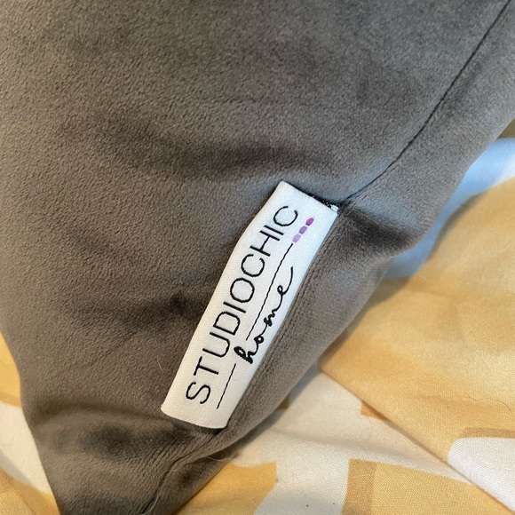 Studio Chic HOME with paw print accent pillow. 🐾🐾 - Picture 2 of 2